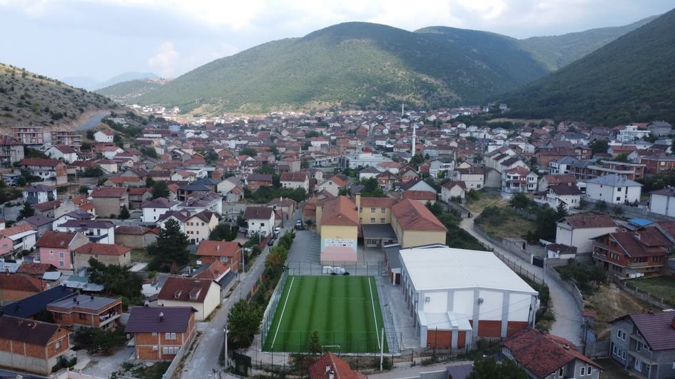 Zhuri furnizohet me ujë të pijshëm 24 orë në ditë, Totaj: U zgjidh një problem jetësor për banorët
