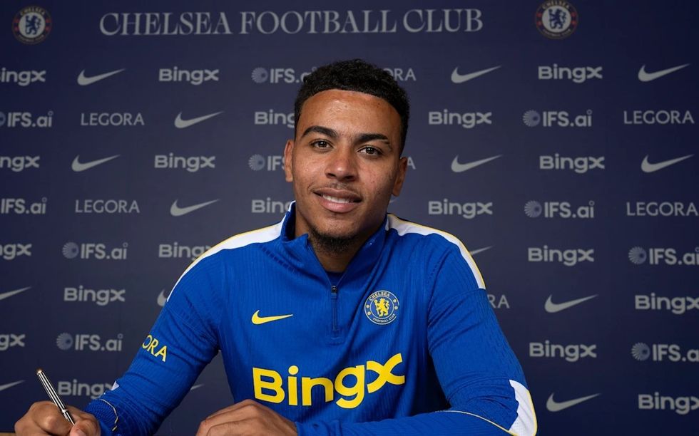 Zyrtare: Chelsea prezanton Morgan Rodgersin