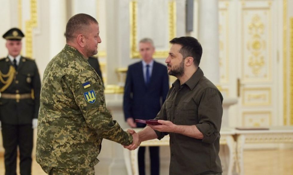 Zelensky zbret në vendin e katërt në renditjen e besimit të ukrainasve