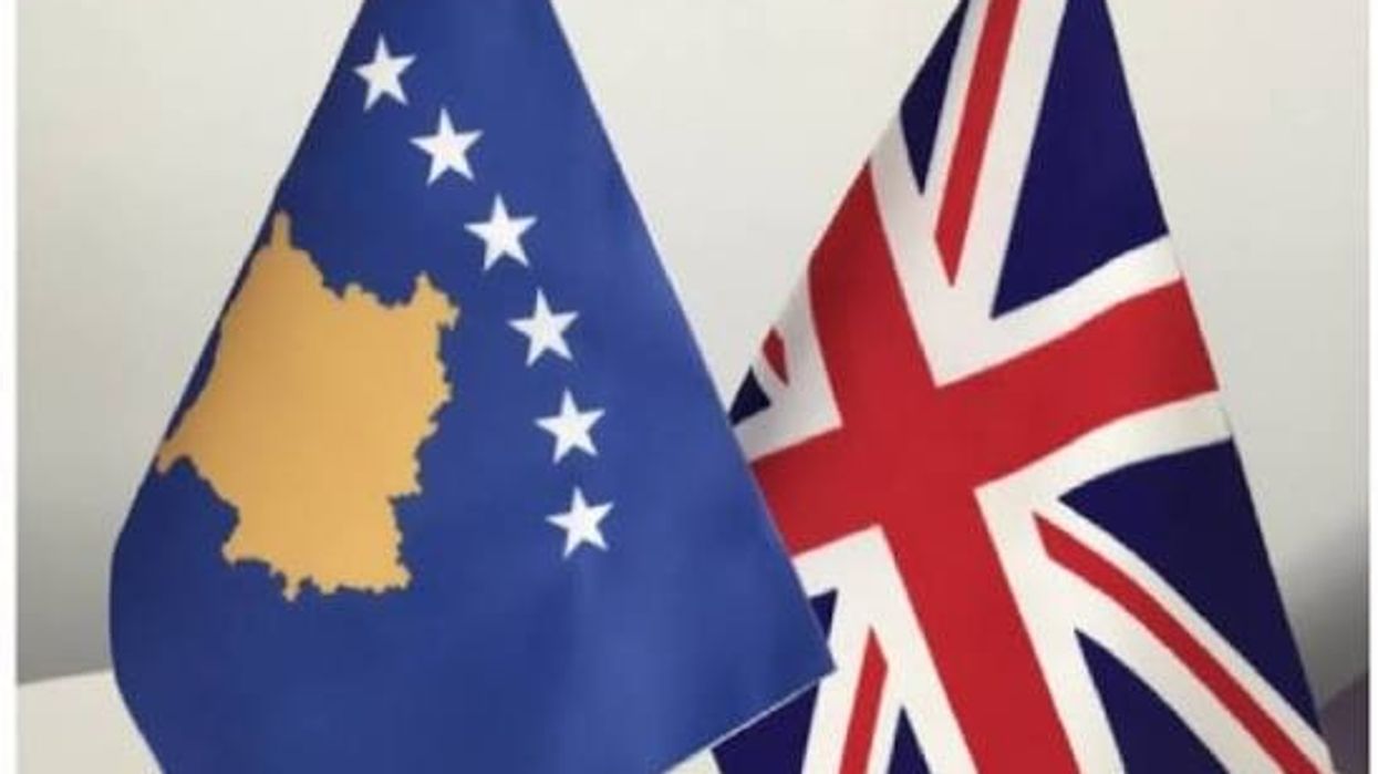 Edhe Ambasada britanike shpreh shqetësim për rrënimin e vilave në Ujman Edhe Ambasada britanike shpreh shqetësim për rrënimin e vilave në Ujman