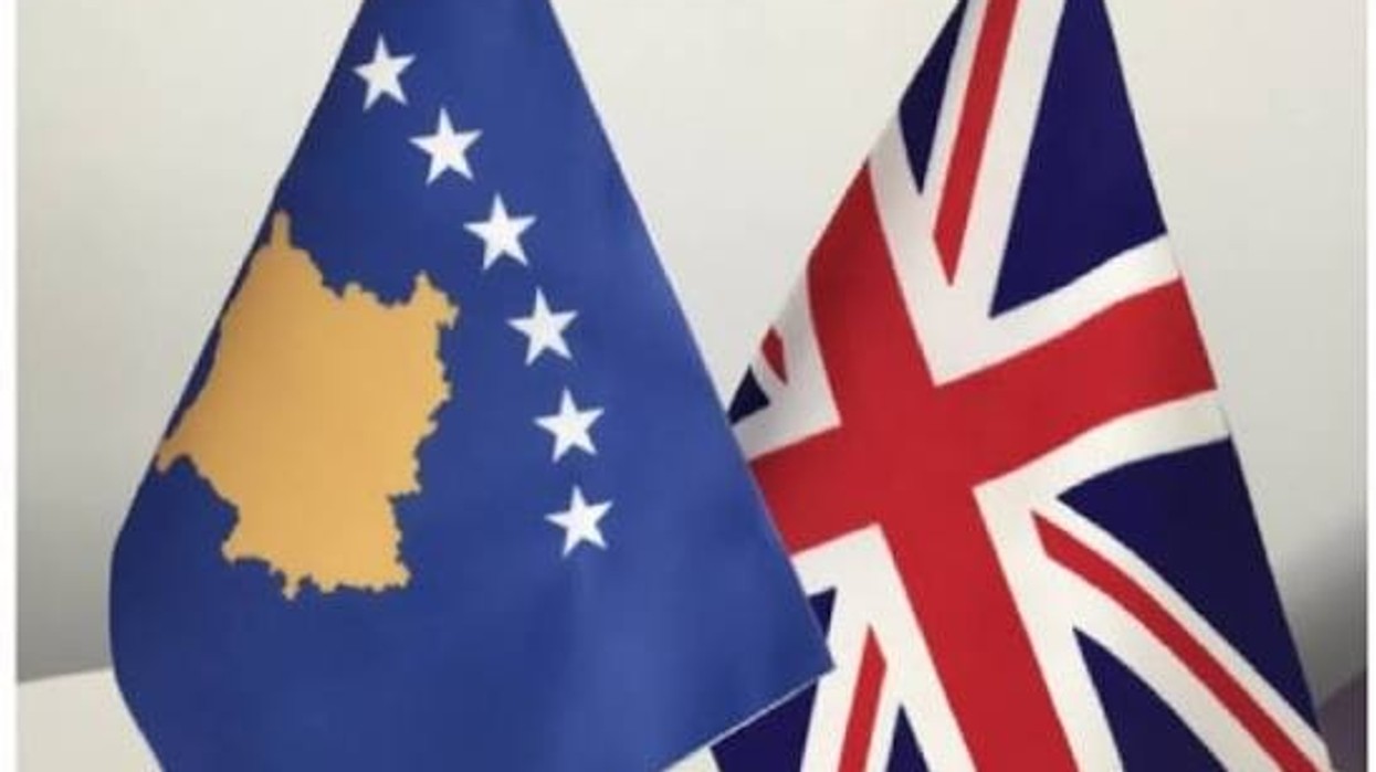 Edhe Ambasada britanike shpreh shqetësim për rrënimin e vilave në Ujman
