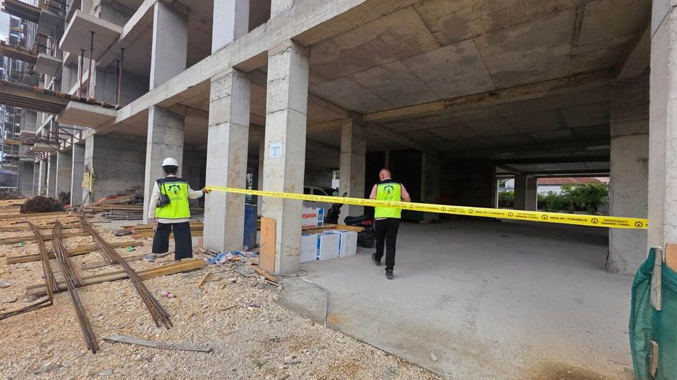 ​Inspektorati ndalon punimet në gjashtë kantiere ndërtimi: Rrezik për jetën dhe shëndetin e punëtorëve