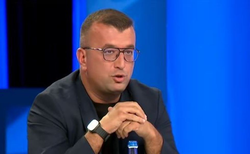 Ferati: Nuk ka marrëveshje LVV-LDK, kemi diskutuar vetëm për parime