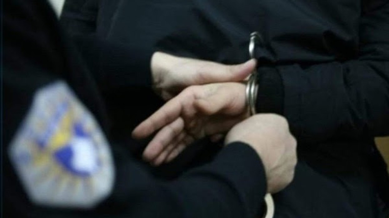 Edhe dy muaj paraburgim për të pandehurin i cili akuzohet për tentimvrasje të një 16 vjeçareje në Vushtrri