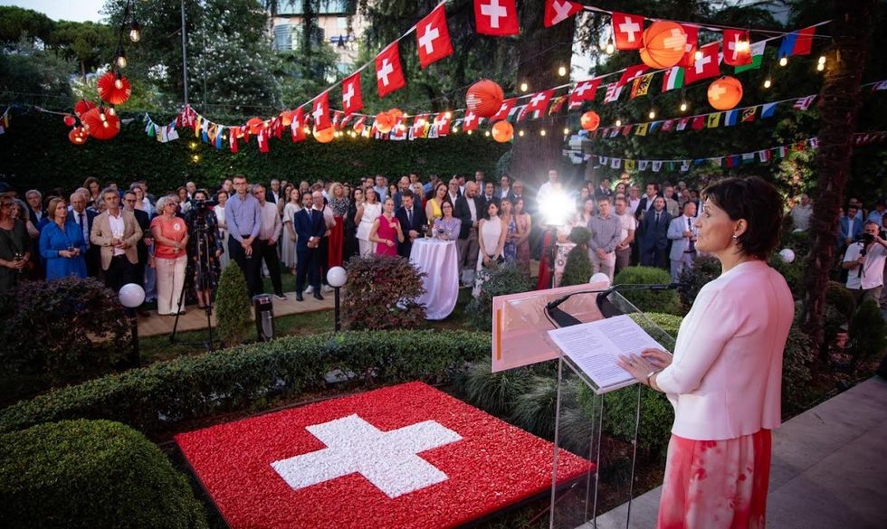 Ambasadorja zvicerane në Shqipëri: Marrëdhëniet dypalëshe janë të forta dhe vazhdojnë të rriten