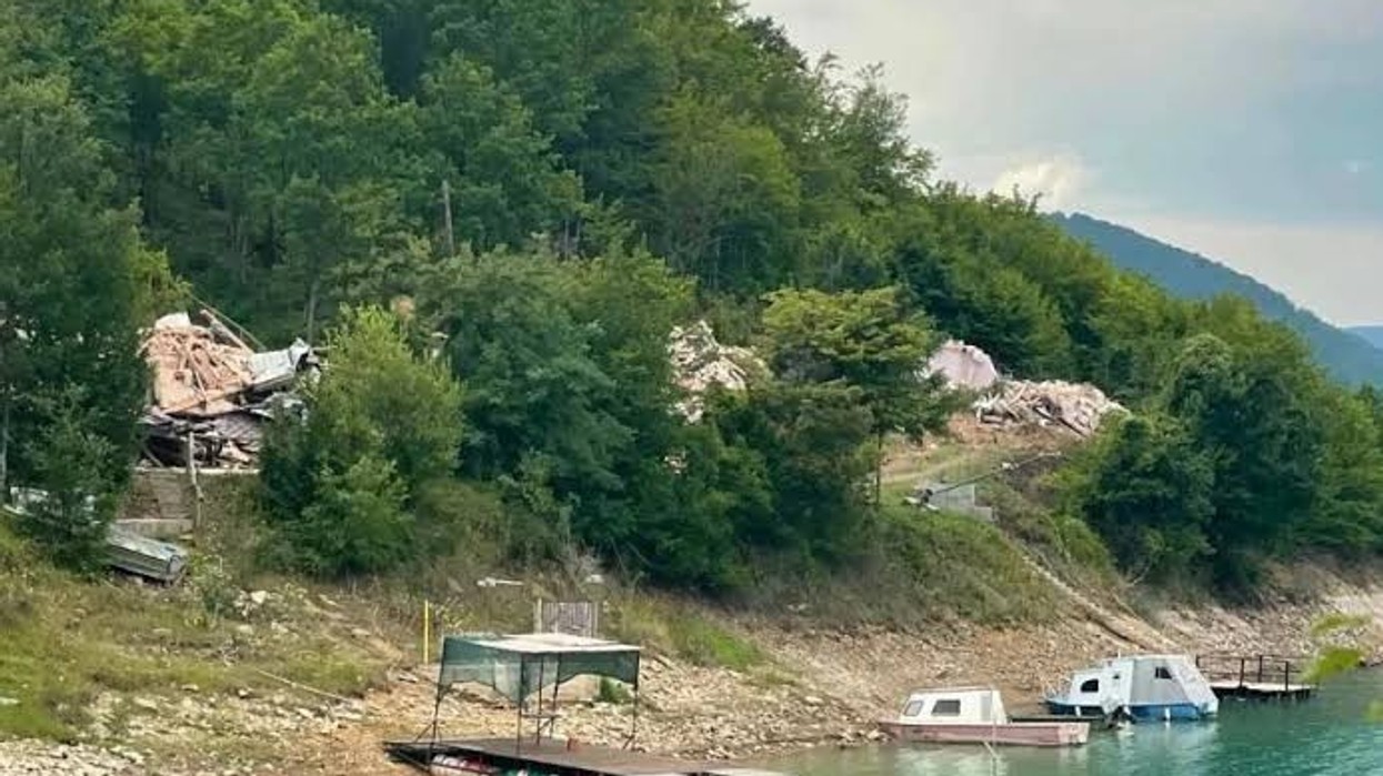MMPHI paralajmëron aksione kundër uzurpimeve në Batllavë dhe Badovc, pas rrënimit të 16 villave në Ujman
