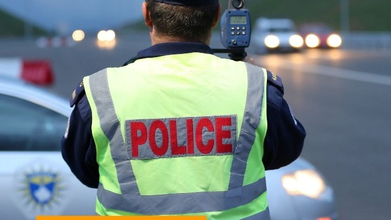 Policia njofton për masa të veçanta në trafik më 24 dhe 25 korrik në magjistralen Prishtinë-Shkup Policia njofton për masa të veçanta në trafik më 24 dhe 25 korrik në magjistralen Prishtinë-Shkup