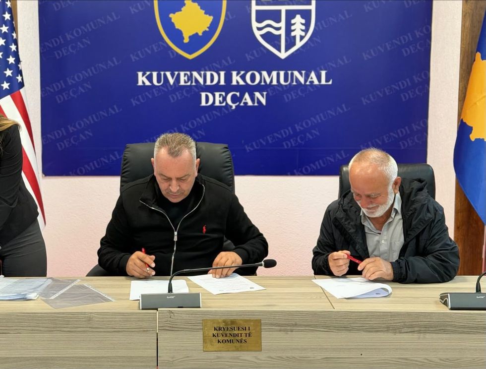 Komuna e Deçanit subvencionon 19 OJQ dhe klube sportive