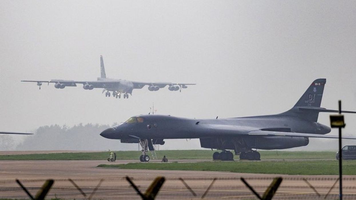 Mbretëria e Bashkuar i kundërpërgjigjet kërcënimeve të Iranit Mbretëria e Bashkuar i kundërpërgjigjet kërcënimeve të Iranit