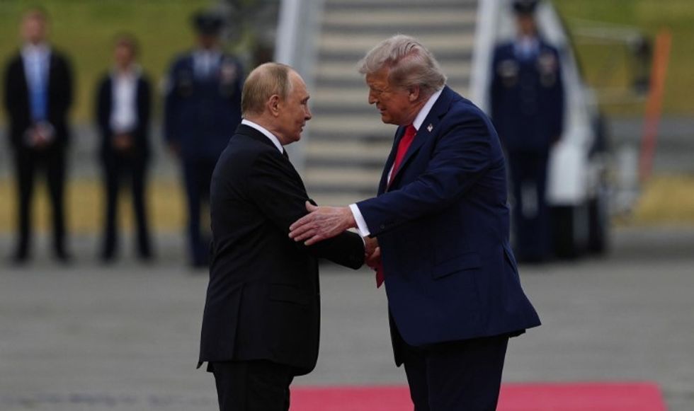 The US imposes tariffs on Russia for the first time