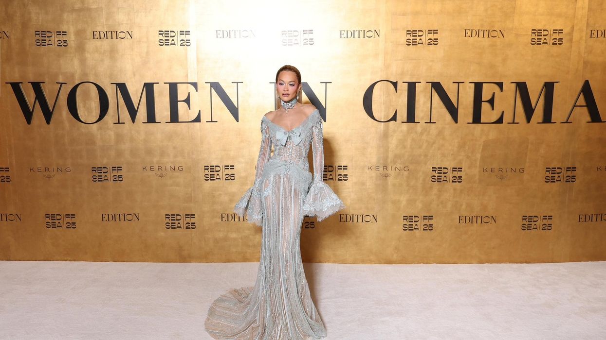 Rita Ora: Jam krenare që jam emigrante, historia e familjes sime më ka bërë më të fortë Rita Ora: Jam krenare që jam emigrante, historia e familjes sime më ka bërë më të fortë