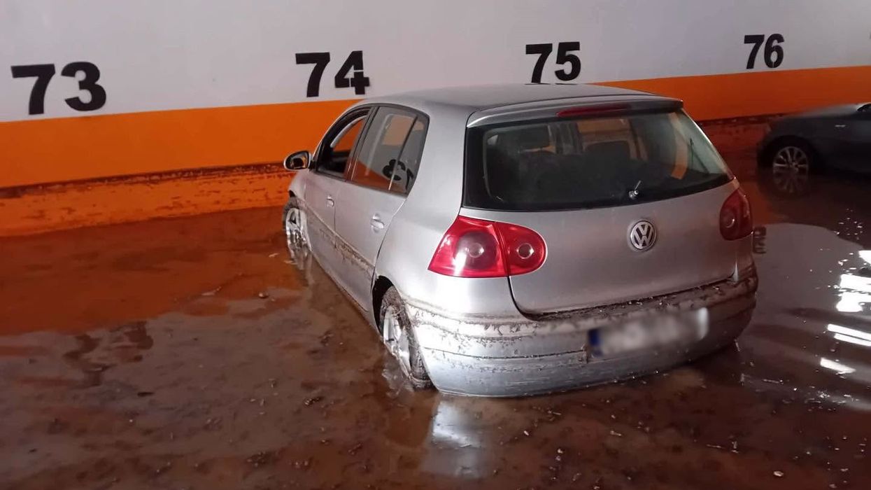 Vetura në Rahovec pëson dëme të mëdha nga vërshimet Vetura në Rahovec pëson dëme të mëdha nga vërshimet