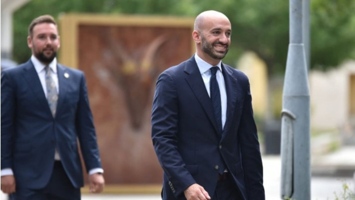 Ambasada franceze jep detaje për marrëveshjet e nënshkruara Kosovë-Francë Ambasada franceze jep detaje për marrëveshjet e nënshkruara Kosovë-Francë