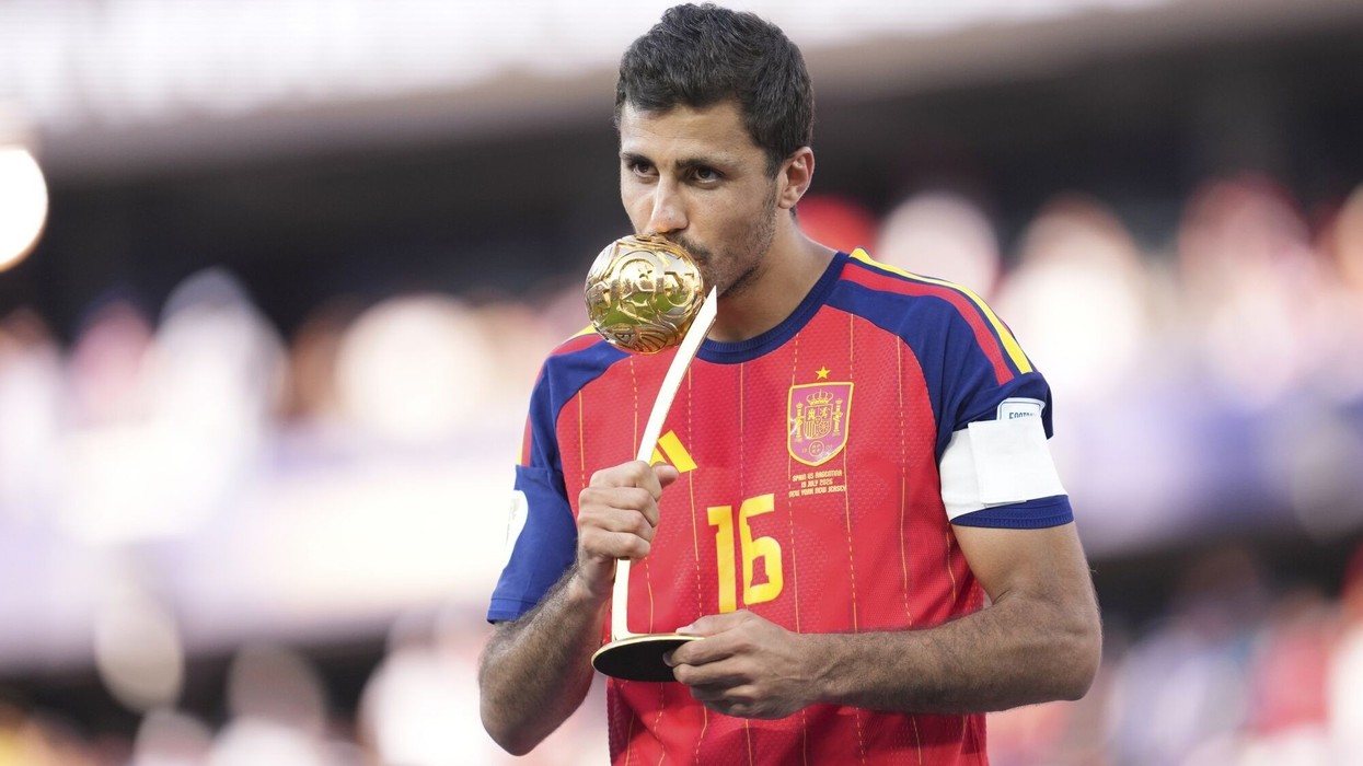 Rodri i pafat, Man City konfirmon operimin e detyrueshëm pasi u zgjodh lojtari më i mirë në Kupën e Botës