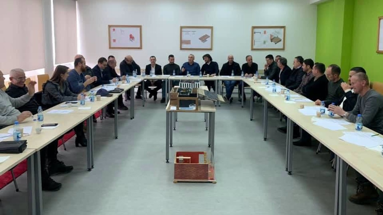120 biznese kërkojnë financim për USHAF-in: Mos e ndalni një histori suksesi