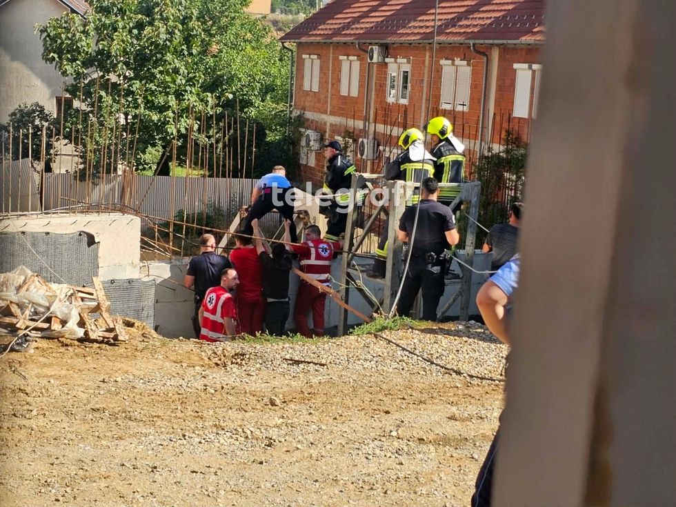 Rrëzohet një vinç në një punishte në Lagjen e Spitalit, raportohet për të lënduar