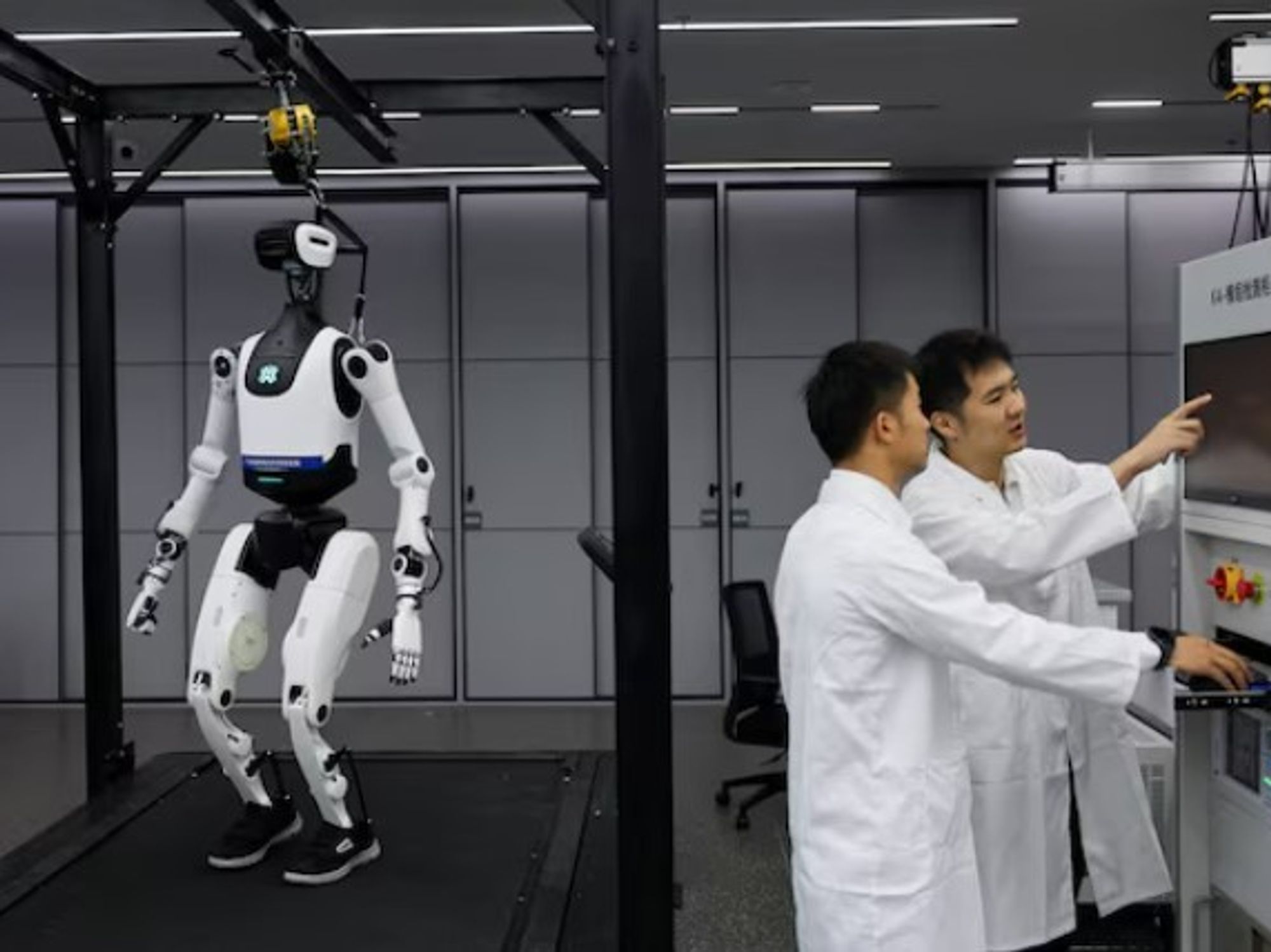 Robotët kinezë futen në listën e ndalimeve amerikane për arsye sigurie Robotët kinezë futen në listën e ndalimeve amerikane për arsye sigurie