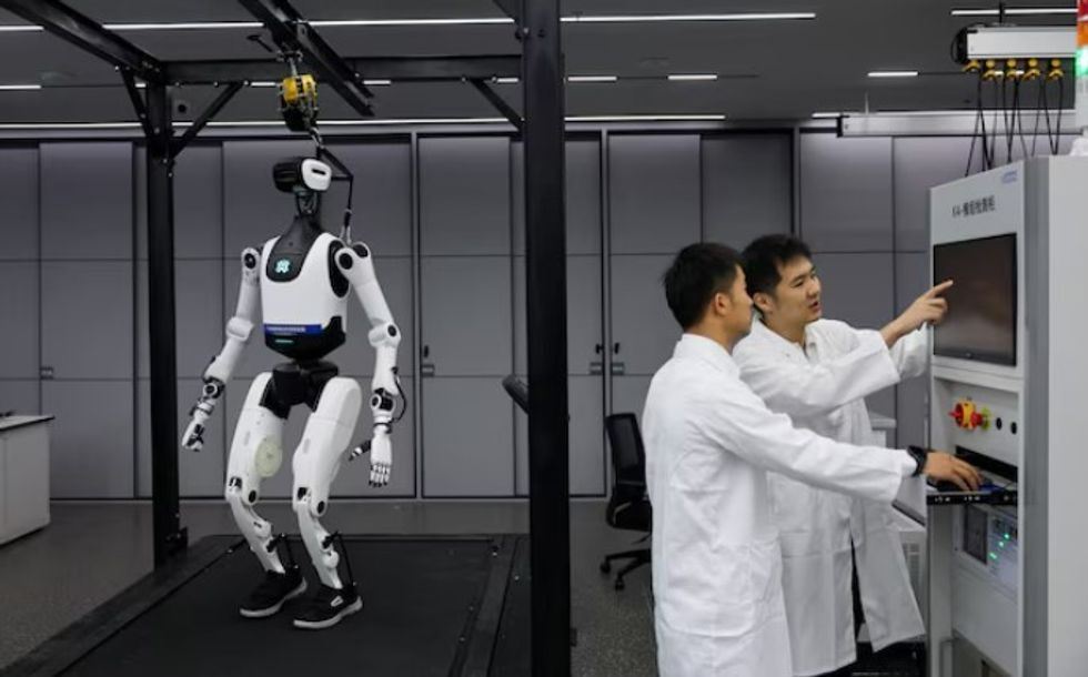 Robotët kinezë futen në listën e ndalimeve amerikane për arsye sigurie