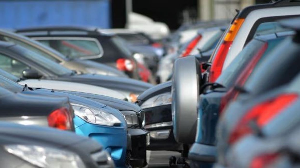 Aksion kundër shmangies së tatimit në Ferizaj, kontrollohen 32 auto-parkingje Aksion kundër shmangies së tatimit në Ferizaj, kontrollohen 32 auto-parkingje