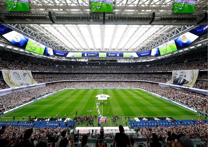 Real Madridi thyen rekord historik  bëhet klubi i parë në botë me mbi 1 2 miliardë euro të ardhura