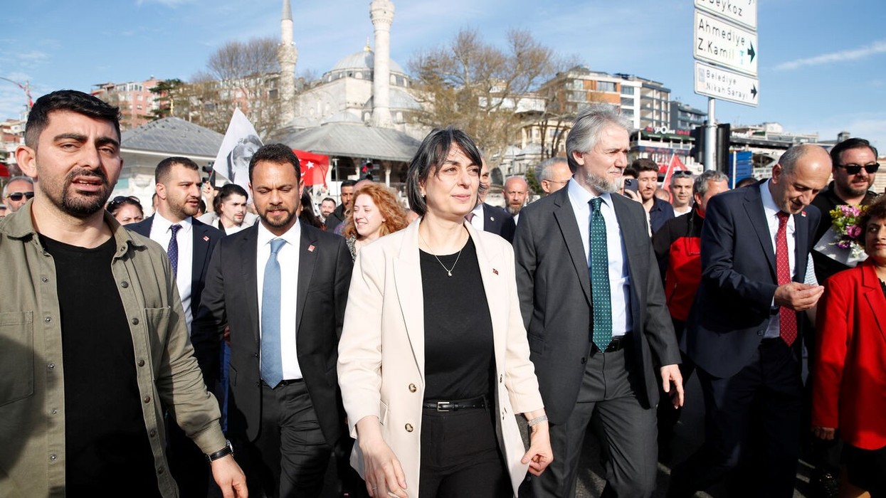 Turqia ndalon kryetaren opozitare të Üsküdarit, operacioni zgjerohet në Stamboll