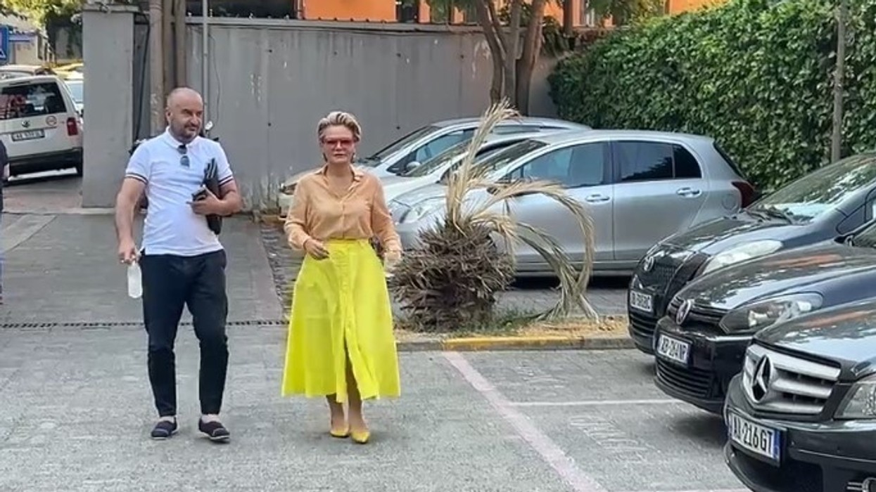 Seanca Meta-Kryemadhit në GJKKO, gjykata rrëzon kërkesën e ish-presidentit për të dalë nga kafazi i xhamit
