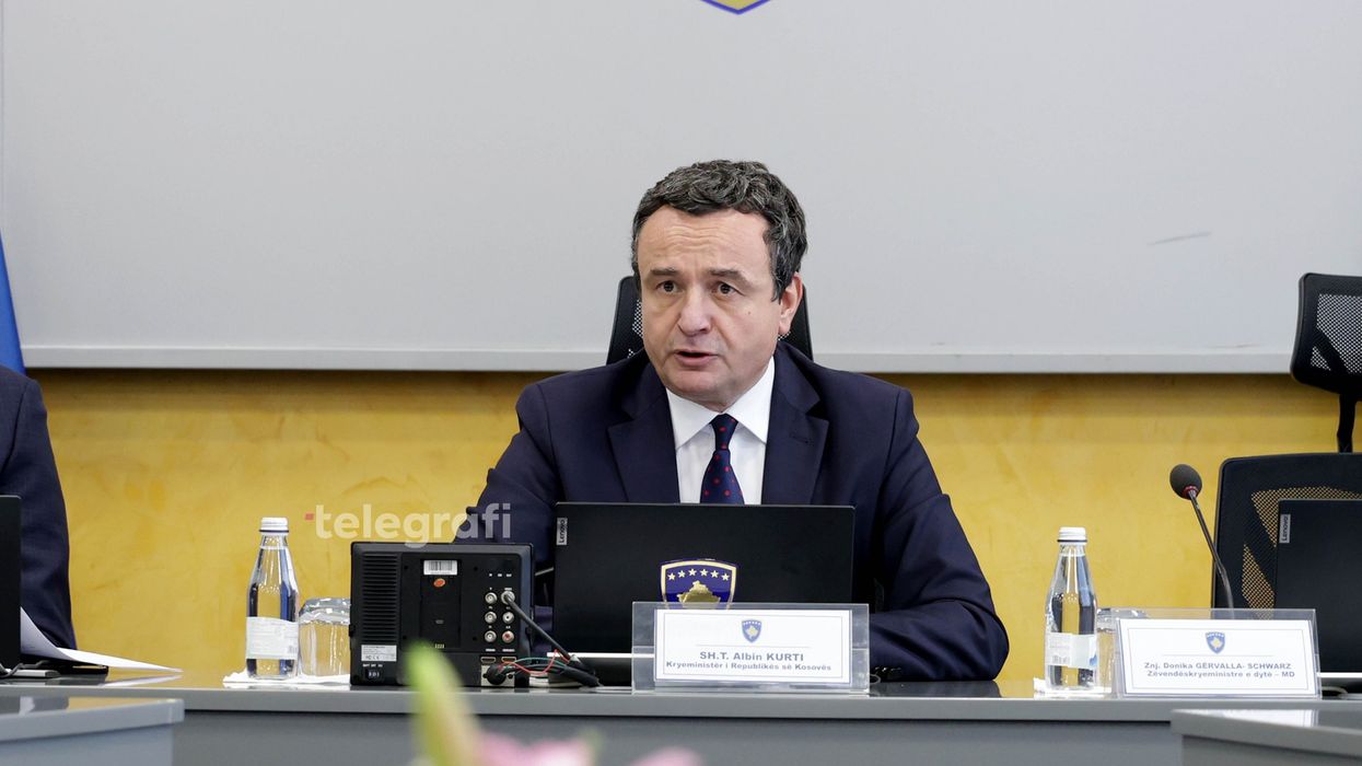 Gërmimet në Zubin Potok, Kurti: Dyshojmë se mbetjet mortore mund t’iu përkasin intelektualëve të zhdukur të Mitrovicës Gërmimet në Zubin Potok, Kurti: Dyshojmë se mbetjet mortore mund t’iu përkasin intelektualëve të zhdukur të Mitrovicës