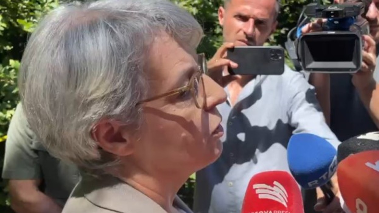 Gërvalla viziton lokacionin e gërmimeve në Kalludër: Nuk është koha për spekulime, presim rezultate konkrete