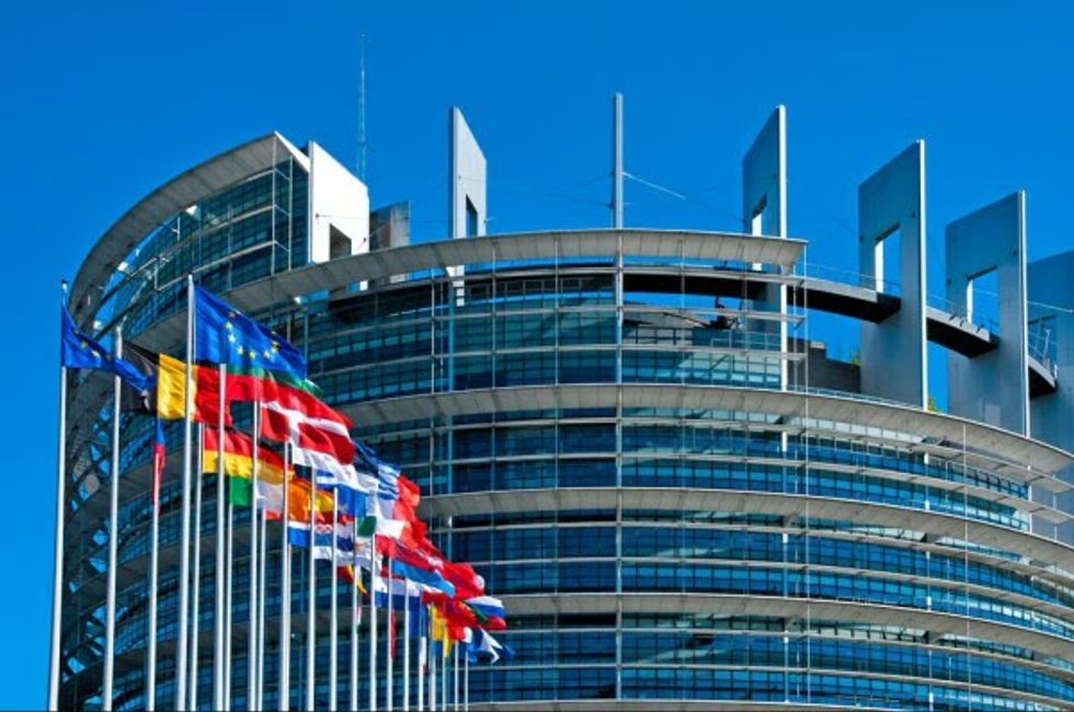 Parlamenti Evropian i bën thirrje Kosovës për reforma dhe institucione funksionale