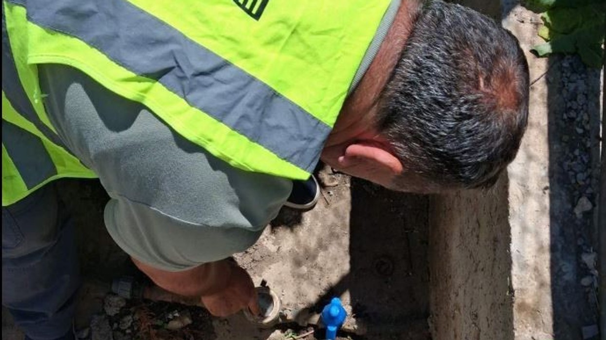 KRU “Mitrovica”: Në Vushtrri punëtorët u kërcënuan me armë gjatë shkyçjes së konsumatorit