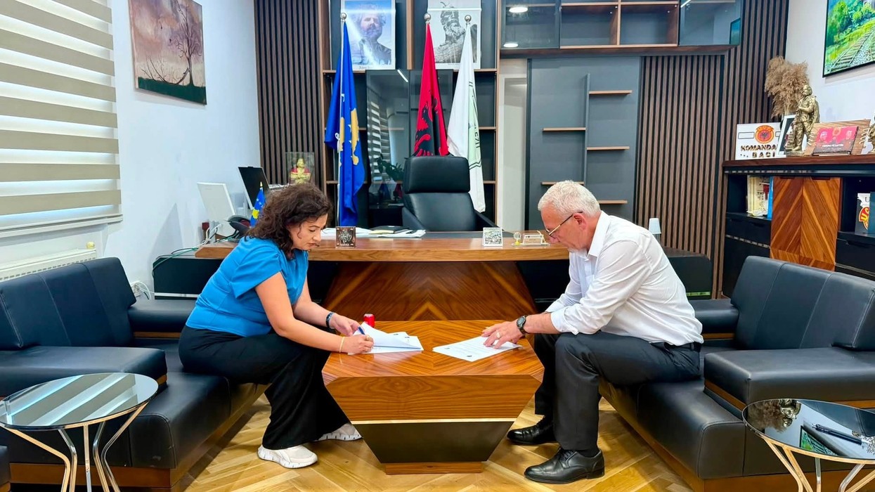 Ballazhi: 43 mijë euro subvencione për sportin dhe kulturën në Han të Elezit