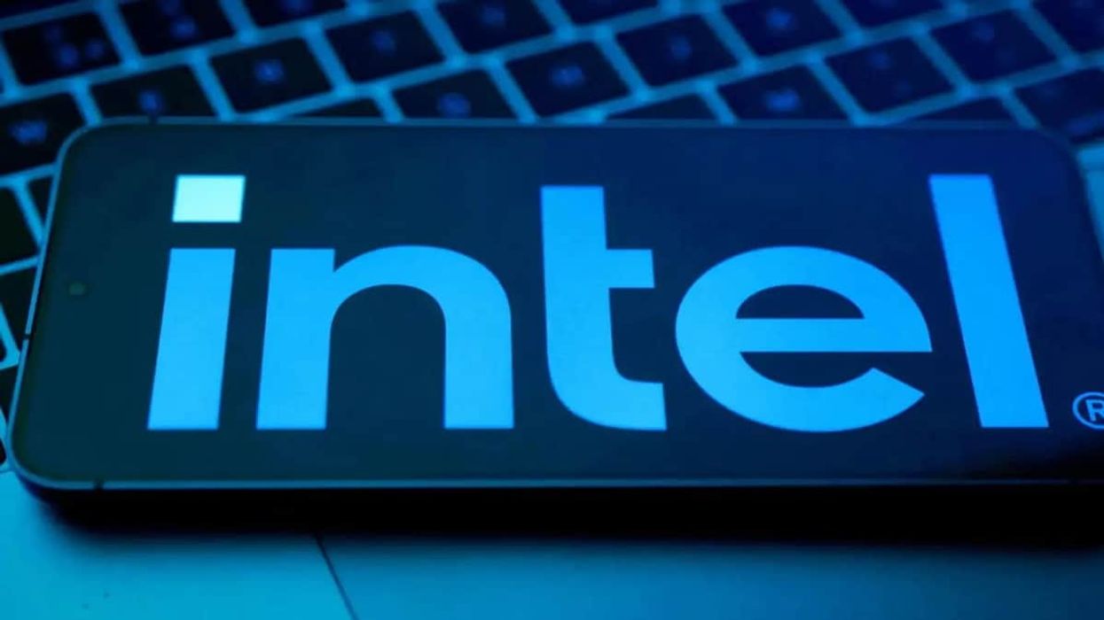 Intel bën lëvizje të rrallë, i jep një startup-i teknologjinë e procesorëve Atom Intel bën lëvizje të rrallë, i jep një startup-i teknologjinë e procesorëve Atom