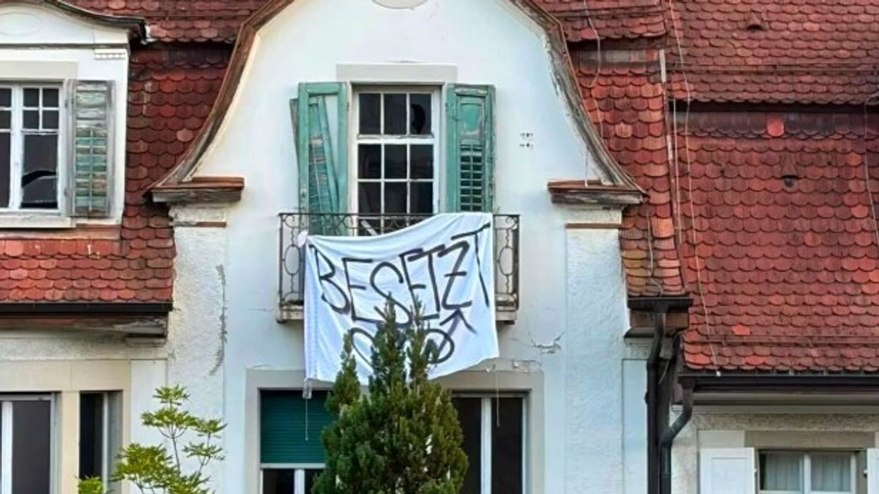 Banorët ilegalë të një objekti në Cyrih shkaktojnë konflikt diplomatik me Maqedoninë e Veriut Banorët ilegalë të një objekti në Cyrih shkaktojnë konflikt diplomatik me Maqedoninë e Veriut