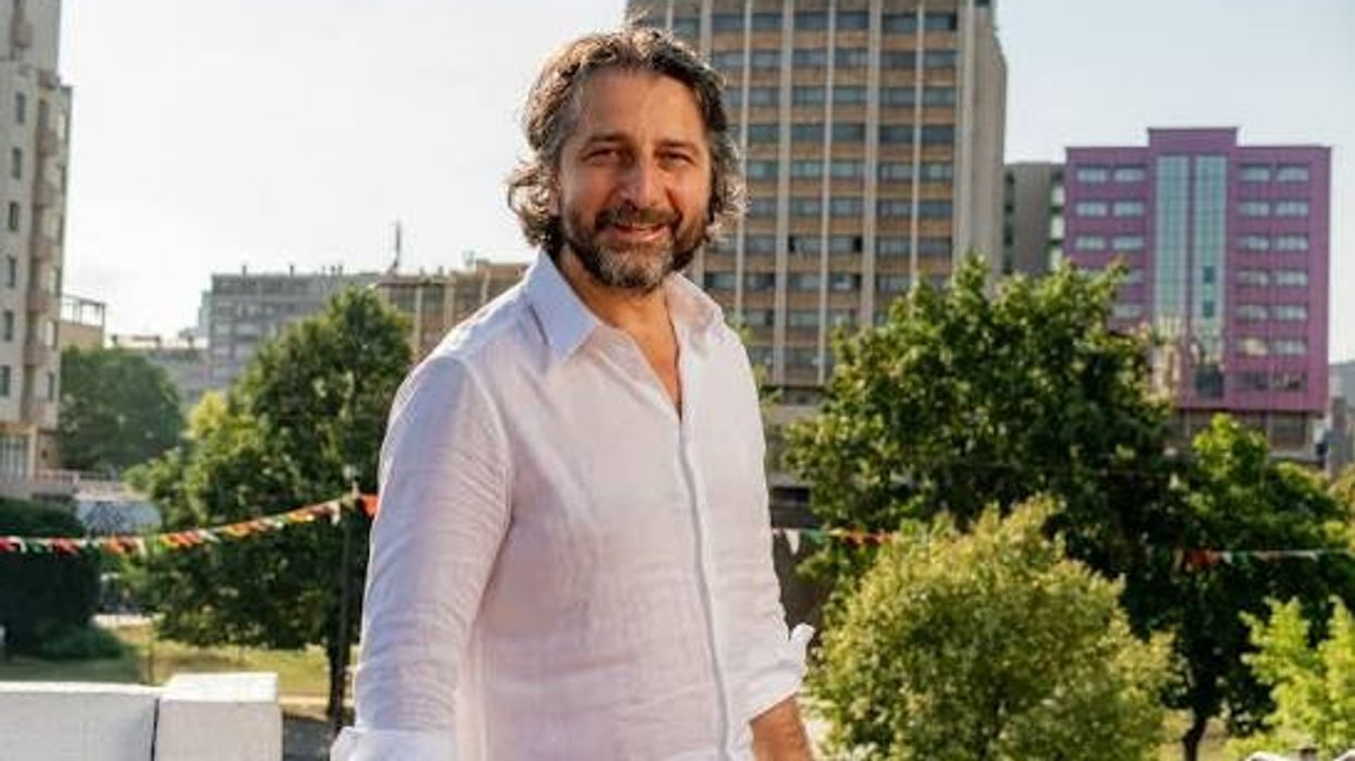 Rama pas kallëzimit penal: Mirë që po i drejtoheni drejtësisë, tash udhëzojeni edhe Kryeministrin t’i përgjigjet Prokurorisë Rama pas kallëzimit penal: Mirë që po i drejtoheni drejtësisë, tash udhëzojeni edhe Kryeministrin t’i përgjigjet Prokurorisë