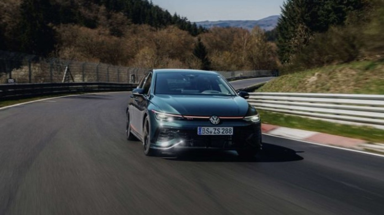 Modeli special i Golfit ka përshpejtim të fuqishëm deri në 100 km/h