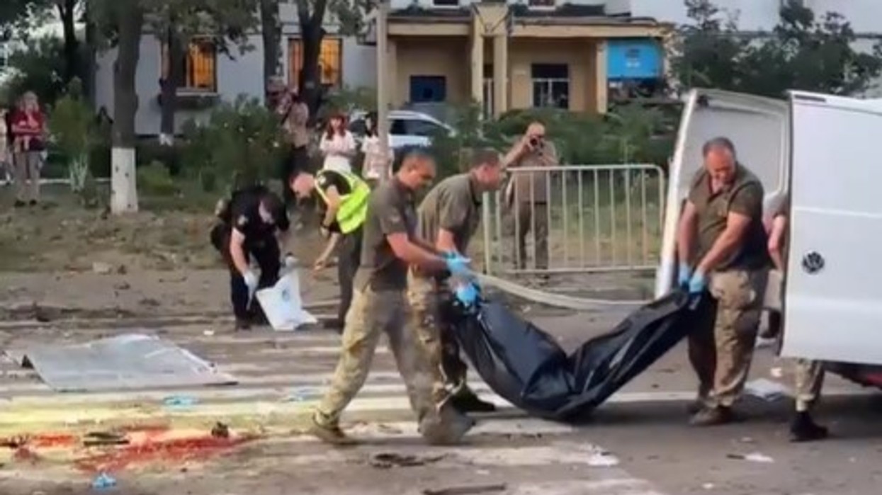 Rusia kryen sulme të reja në Kiev - të paktën nëntë civilë të vdekur