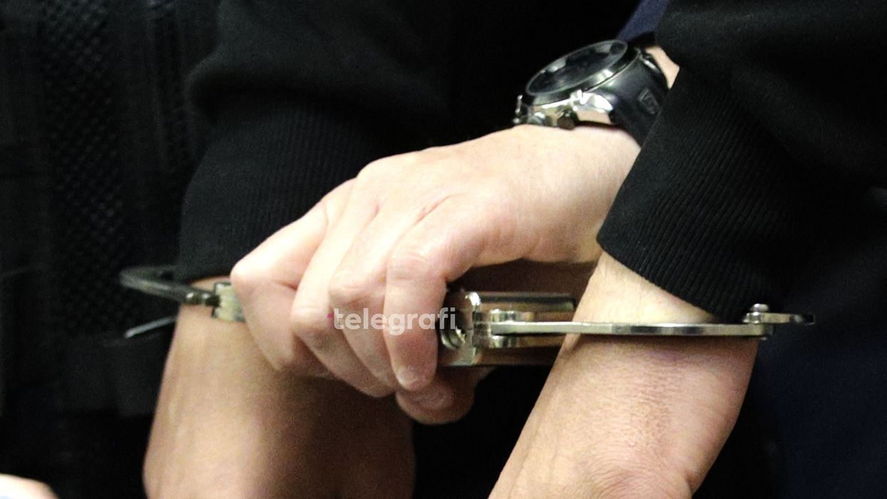 Arrestohet një person në Lipjan, goditi një tjetër me shufër metalike Arrestohet një person në Lipjan, goditi një tjetër me shufër metalike
