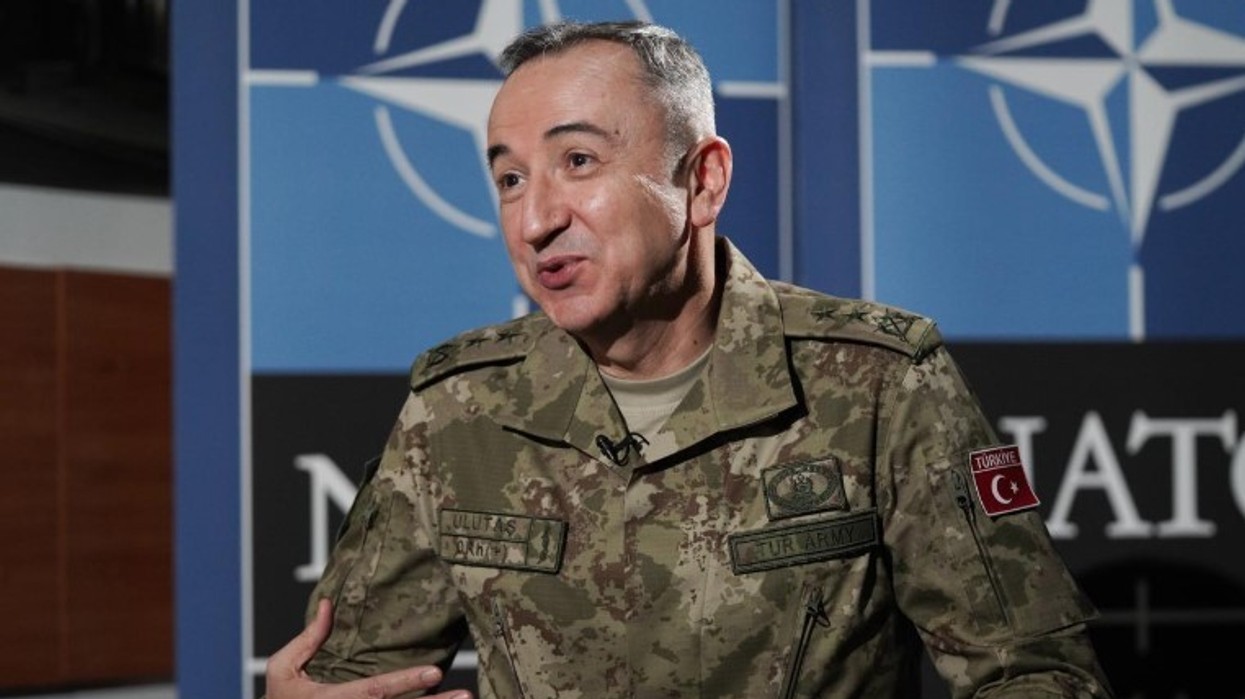 NATO rishikon praninë në Kosovë, Ulutas: Nëse vazhdon stabiliteti, KFOR-i mund të zvogëlojë gradualisht trupat në Kosovë