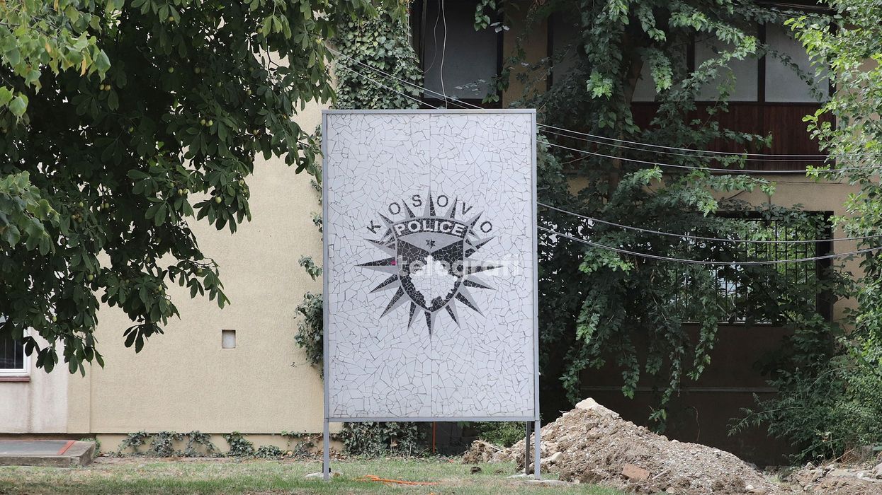 Gjendet një çantë me armë zjarri dhe municion në Prishtinë Gjendet një çantë me armë zjarri dhe municion në Prishtinë