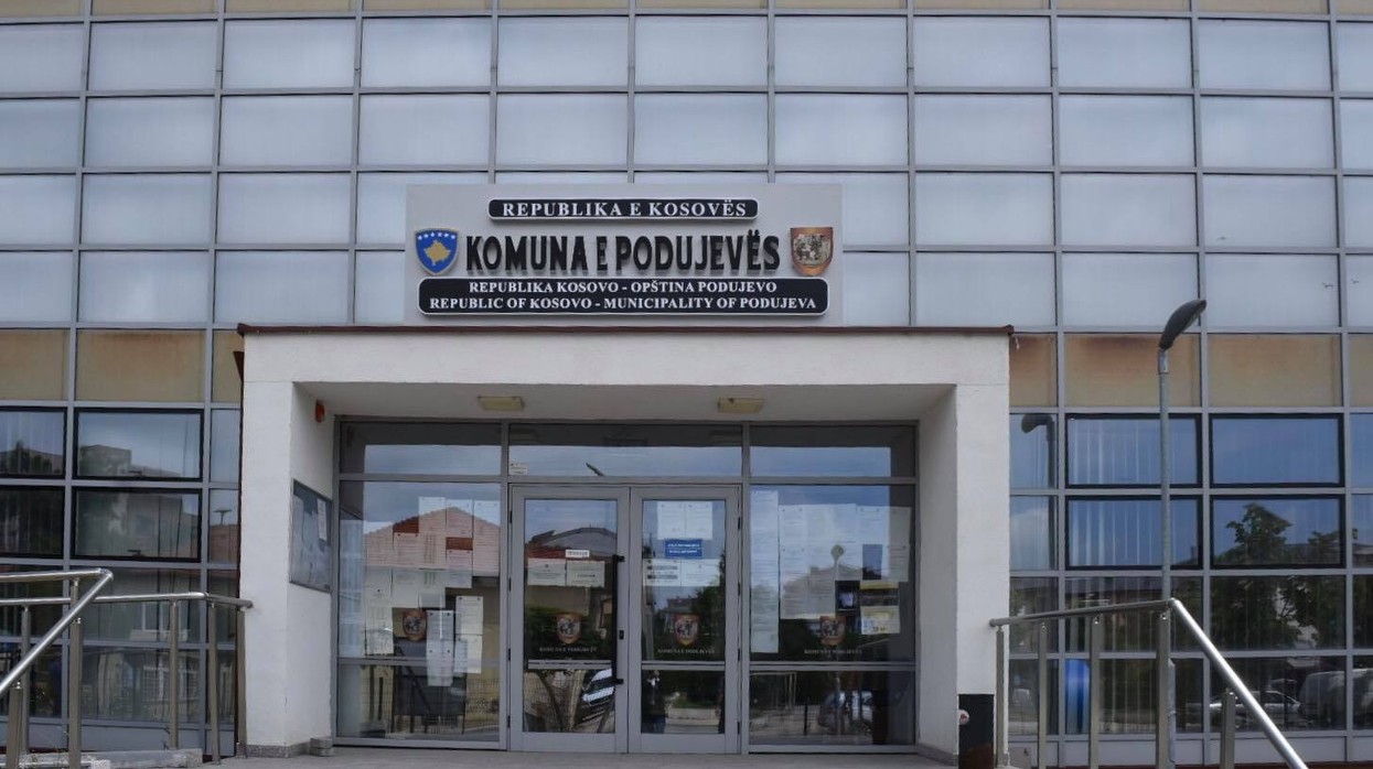 Komuna e Podujevës i kundërpërgjigjet KRM "Pastrimi": Reçica po përpiqet ta bartë fajin për dështimin në menaxhimin e mbeturinave