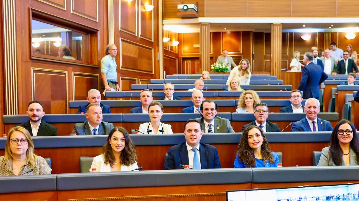 Osmani pas betimit si deputete: Po rikthehemi te tempulli i demokracisë Osmani pas betimit si deputete: Po rikthehemi te tempulli i demokracisë