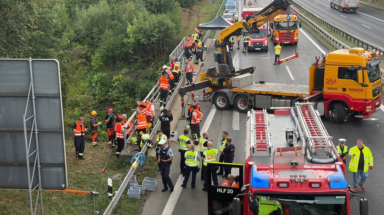 Tre persona nga Ferizaj kanë humbin jetën në një aksident duke u kthyer në Gjermani