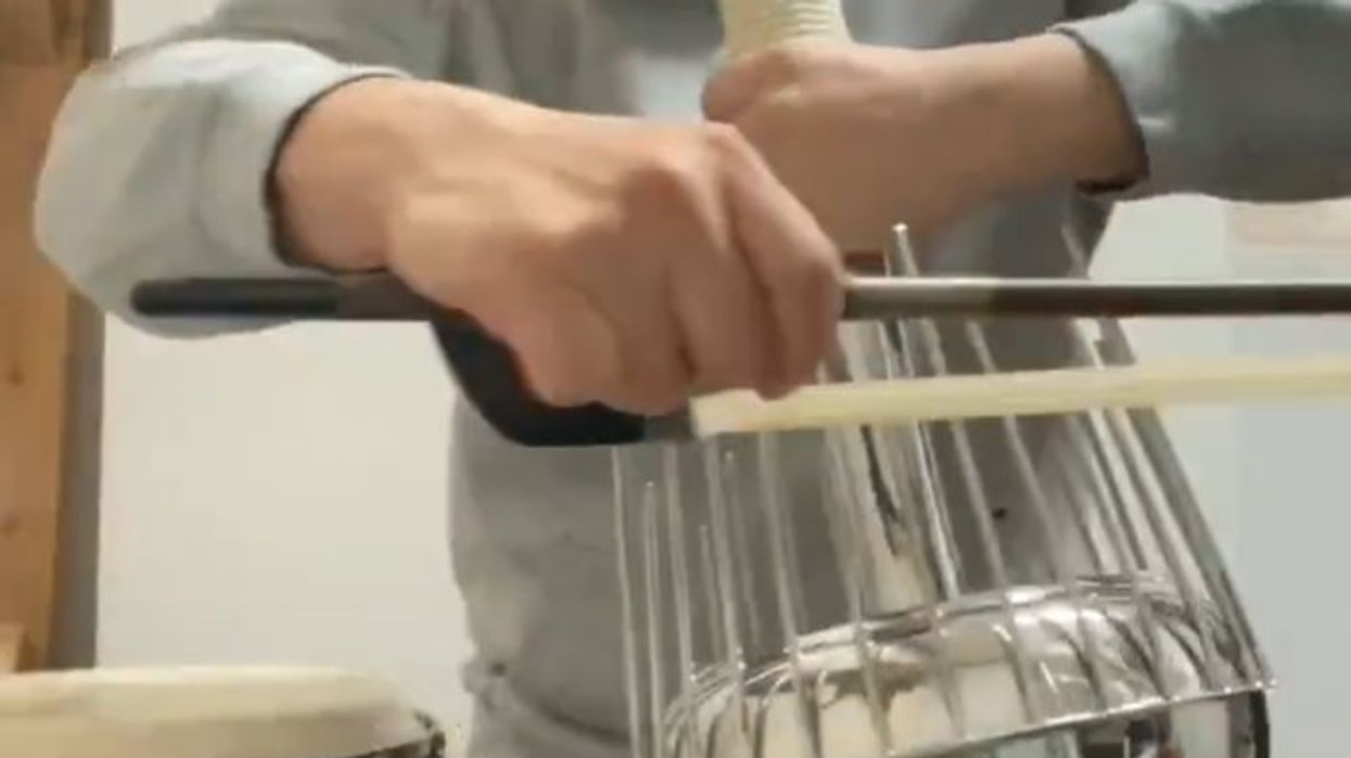 E keni dëgjuar në filmat horror, por e dini nga vjen ky tingull rrëqethës? E keni dëgjuar në filmat horror, por e dini nga vjen ky tingull rrëqethës?