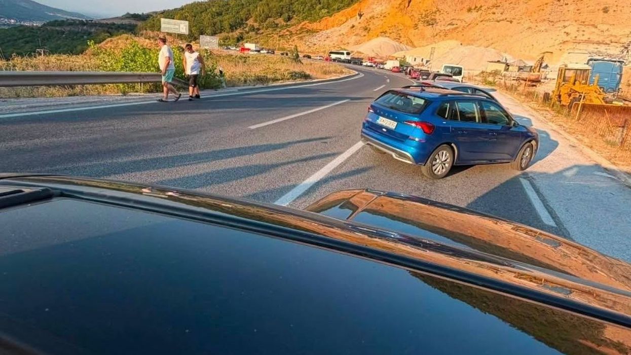 Aksident në magjistralen Gostivar-Kërçovë, një i vdekur dhe një i lënduar rëndë Aksident në magjistralen Gostivar-Kërçovë, një i vdekur dhe një i lënduar rëndë