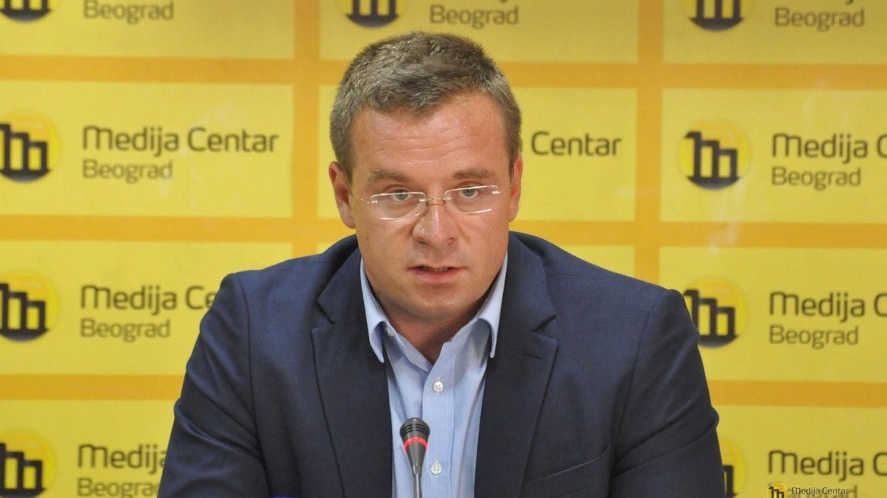 “Egoja dhe hakmarrja mbi jetën e njerëzve”, Stojkoviq i kundërpërgjigjet Vuçiqit për ndryshimin e rrjedhës së Ibrit