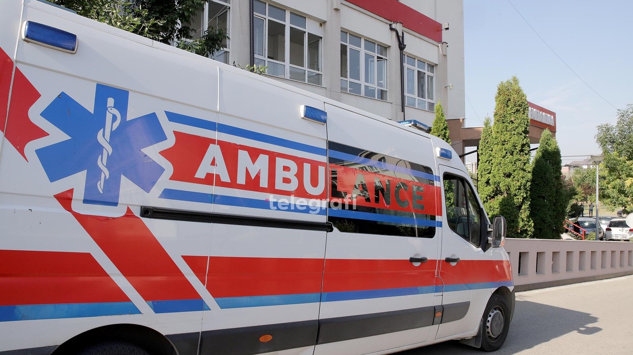 Rrihen tri persona nga një tjetër në Fushë Kosovë, bëhen për spital