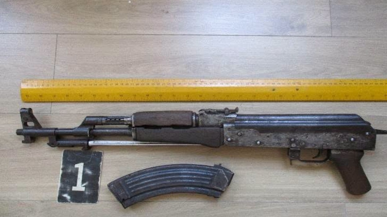 Sekuestrohen armë pas dyshimeve për të shtëna gjatë një ahengu familjar në Malishevë
