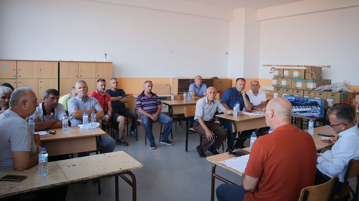 Banorët e “Tusuzit” në Prizren kërkojnë përmirësim të infrastrukturës, uji i pijshëm prioritet