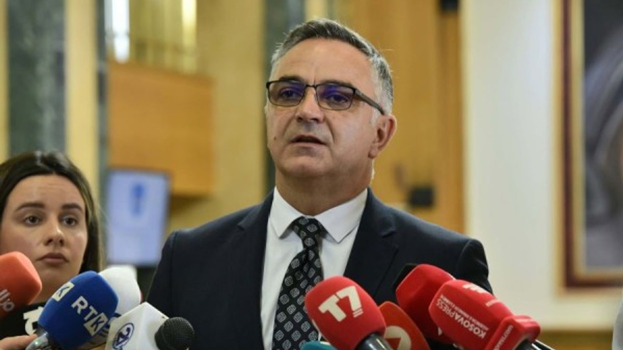 Tahiri: S’guxon të bëhet Kuvendi muze, bllokada nga LVV-ja është abuzim