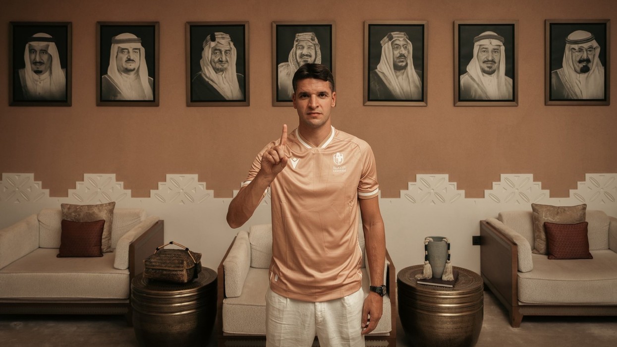 Zyrtare: Berat Gjimshiti largohet nga Atalanta, transferohet në Arabinë Saudite